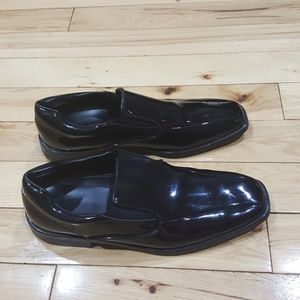Men's dress shoes size 9.5 black